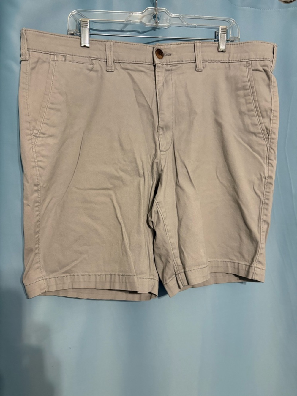 Men's Light Gray 9” Flexwear Flat Front Shorts